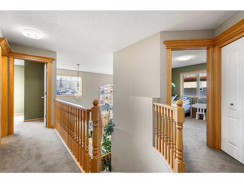 649 Hamptons Drive Nw, Calgary, AB - Indoor Photo Showing Other Room