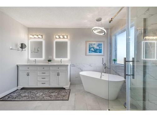 649 Hamptons Drive Nw, Calgary, AB - Indoor Photo Showing Bathroom