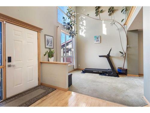 649 Hamptons Drive Nw, Calgary, AB - Indoor Photo Showing Gym Room