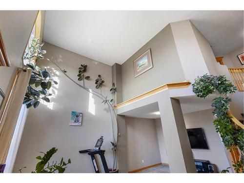 649 Hamptons Drive Nw, Calgary, AB - Indoor