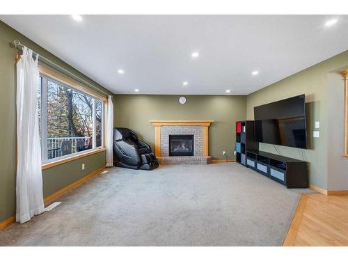 649 Hamptons Drive Nw, Calgary, AB - Indoor