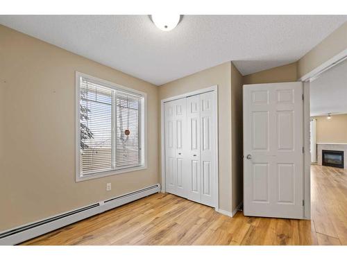 2107-70 Panamount Drive Nw, Calgary, AB - Indoor Photo Showing Other Room