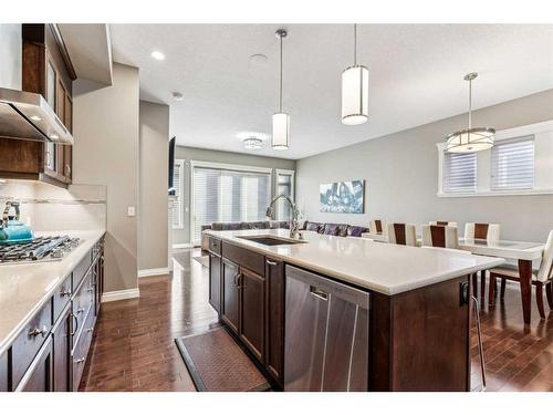 318 Mahogany Manor Se, Calgary, AB - Indoor Photo Showing Kitchen With Upgraded Kitchen