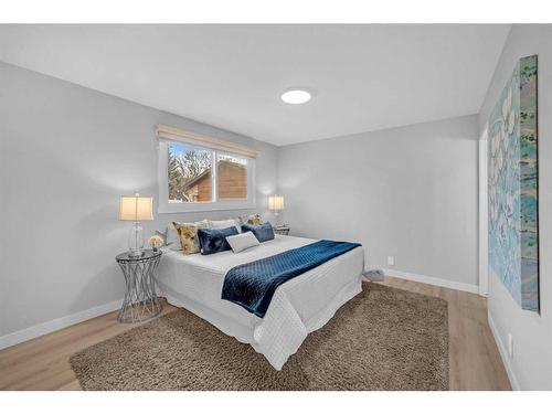 287 Templeside Circle Ne, Calgary, AB - Indoor Photo Showing Bedroom