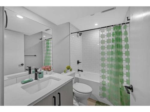 287 Templeside Circle Ne, Calgary, AB - Indoor Photo Showing Bathroom