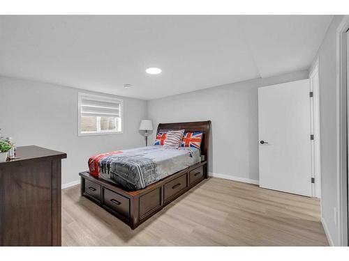 287 Templeside Circle Ne, Calgary, AB - Indoor Photo Showing Bedroom