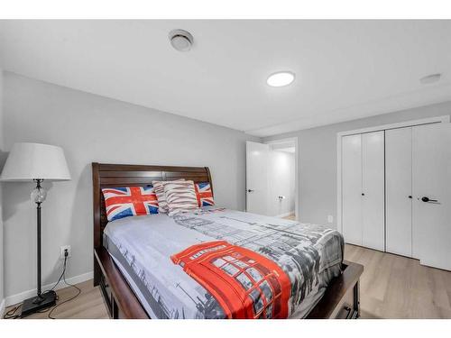 287 Templeside Circle Ne, Calgary, AB - Indoor Photo Showing Bedroom