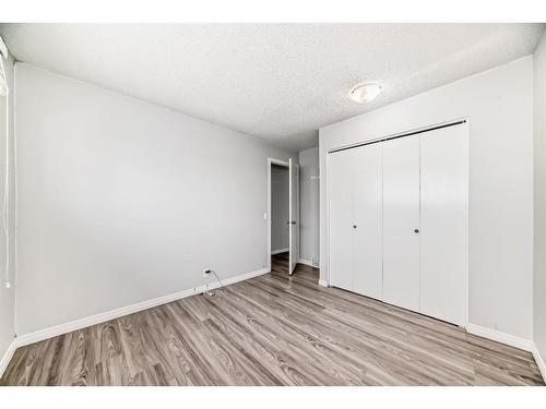 43 Castleridge Way Ne, Calgary, AB - Indoor Photo Showing Other Room