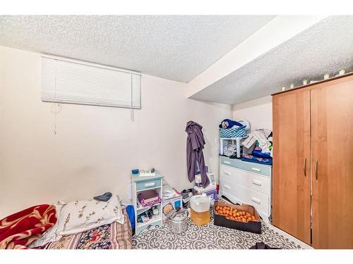 43 Castleridge Way Ne, Calgary, AB - Indoor