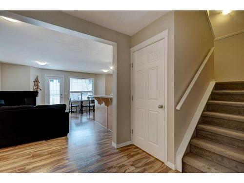 27 Spring Meadows Bay, Okotoks, AB - Indoor Photo Showing Other Room