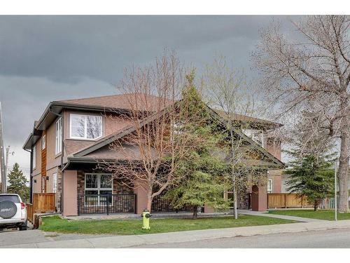 905 Mckinnon Drive Ne, Calgary, AB - Outdoor