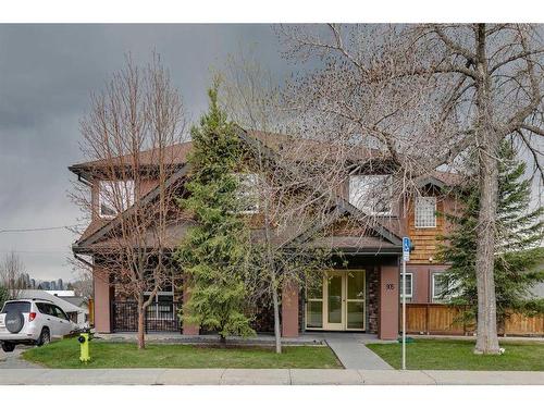 905 Mckinnon Drive Ne, Calgary, AB - Outdoor