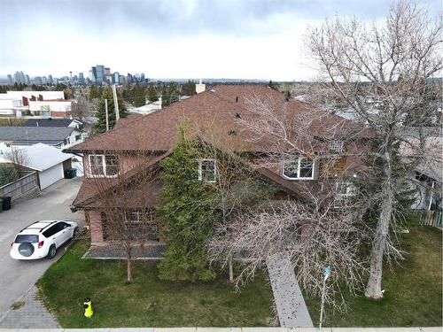 905 Mckinnon Drive Ne, Calgary, AB - Outdoor With View