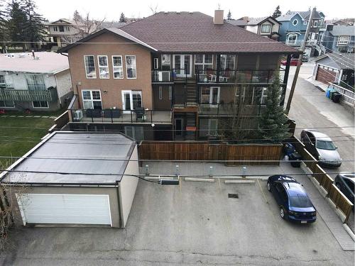 905 Mckinnon Drive Ne, Calgary, AB - Outdoor