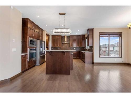 212 Cranarch Circle Se, Calgary, AB - Indoor Photo Showing Kitchen