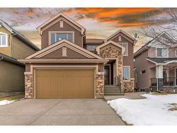 212 Cranarch Circle SE Calgary, AB T3M 0S4