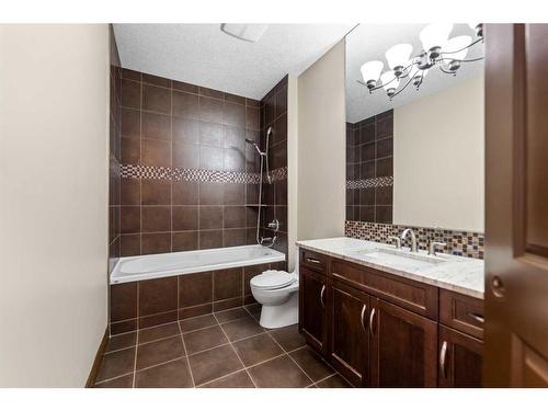 212 Cranarch Circle Se, Calgary, AB - Indoor Photo Showing Bathroom