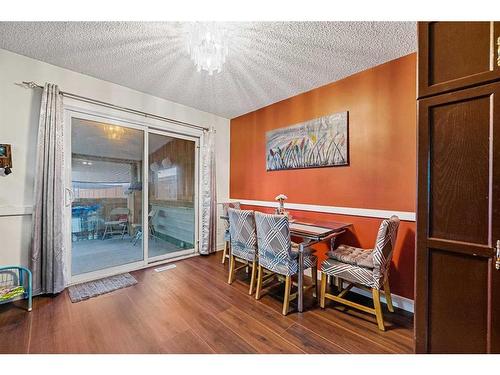 81 Castleglen Road Ne, Calgary, AB - Indoor Photo Showing Dining Room