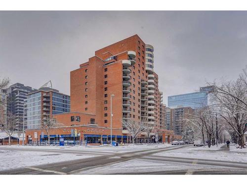 1110-738 3 Avenue Sw, Calgary, AB - Outdoor With Facade