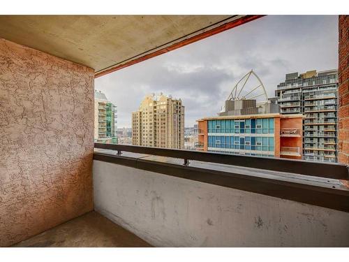 1110-738 3 Avenue Sw, Calgary, AB - Outdoor With Balcony