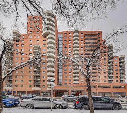 1110-738 3 Avenue Sw, Calgary, AB - Outdoor With Facade