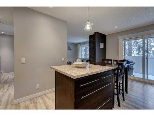 7-10001 Brookpark Boulevard Sw, Calgary, AB - Indoor