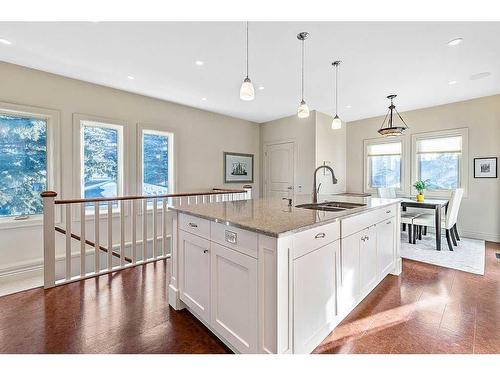 1109 Dorchester Avenue Sw, Calgary, AB - Indoor Photo Showing Kitchen With Upgraded Kitchen