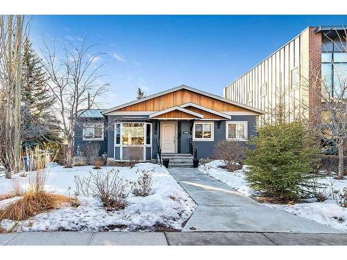 1109 Dorchester Avenue Sw, Calgary, AB - Outdoor With Facade