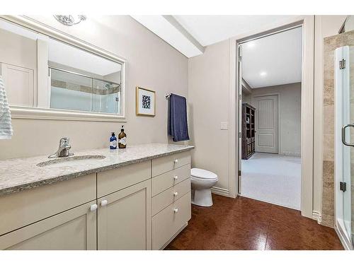 1109 Dorchester Avenue Sw, Calgary, AB - Indoor Photo Showing Bathroom