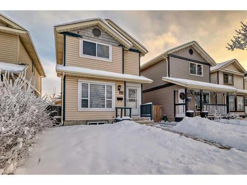 195 Castleridge Drive Ne, Calgary, AB - Outdoor With Facade