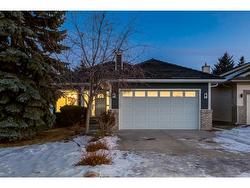 646 Diamond Court SE Calgary, AB T2J 7C8