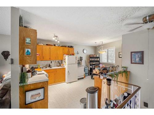 1003 Cameron Avenue Sw, Calgary, AB - Indoor Photo Showing Kitchen