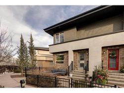 16 Aspen Hills Common SW Calgary, AB T3H 0R7