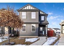 204 Copperstone Gardens SE Calgary, AB T2Z 0R8