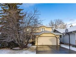 18 Sandalwood Heights NW Calgary, AB T3K 4B6