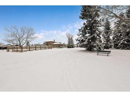 15 Alcock Close, Okotoks, AB - Outdoor