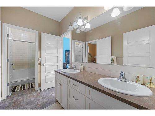 34 Cityscape Bay Ne, Calgary, AB - Indoor Photo Showing Bathroom