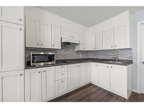 34 Cityscape Bay Ne, Calgary, AB - Indoor Photo Showing Kitchen