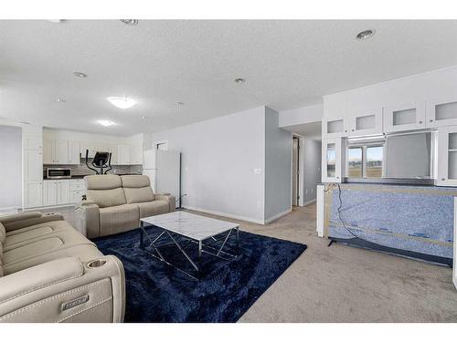 34 Cityscape Bay Ne, Calgary, AB - Indoor Photo Showing Living Room