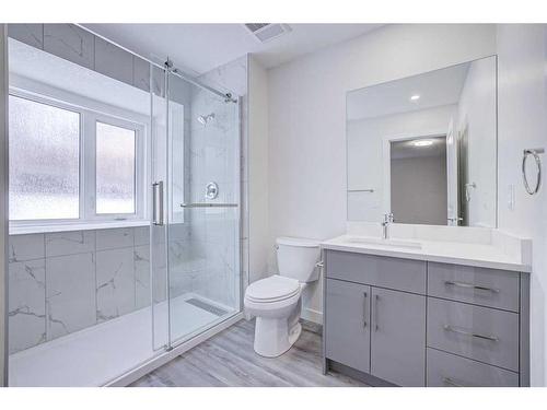 171 Edenwold Drive Nw, Calgary, AB - Indoor Photo Showing Bathroom