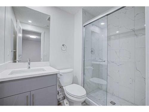 171 Edenwold Drive Nw, Calgary, AB - Indoor Photo Showing Bathroom