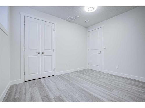 171 Edenwold Drive Nw, Calgary, AB - Indoor Photo Showing Other Room