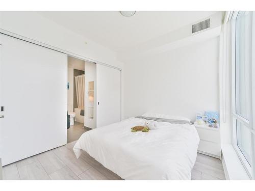 501-615 6 Avenue Se, Calgary, AB - Indoor Photo Showing Bedroom