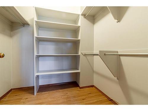 3908 14 Avenue Ne, Calgary, AB - Indoor With Storage