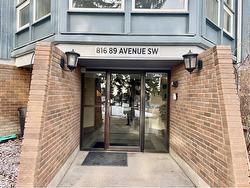 309-816 89 Avenue SW Calgary, AB T2V 4N8