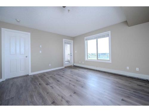 309-355 Taralake Way Ne, Calgary, AB - Indoor Photo Showing Other Room