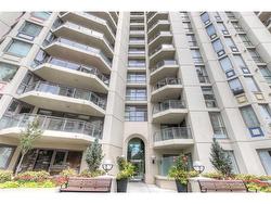 811-1108 6 Avenue SW Calgary, AB T2P 5K1