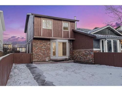 414 Templeview Drive Ne, Calgary, AB - Outdoor