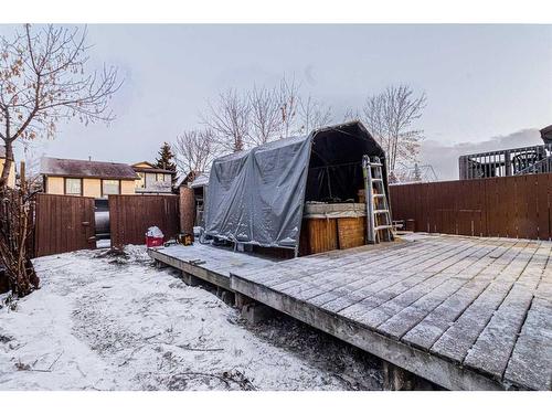 414 Templeview Drive Ne, Calgary, AB - Outdoor