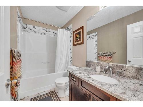 127 Brightoncrest Rise Se, Calgary, AB - Indoor Photo Showing Bathroom